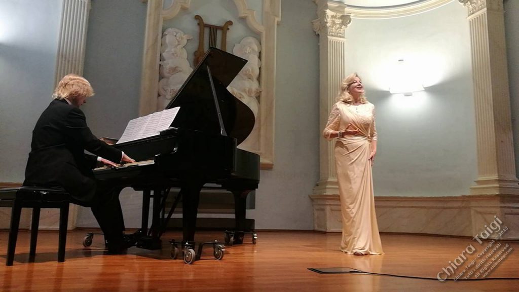Chiara Taigi in concerto a Torino - 12 Ottobre 2019 - Auditorium Orpheus